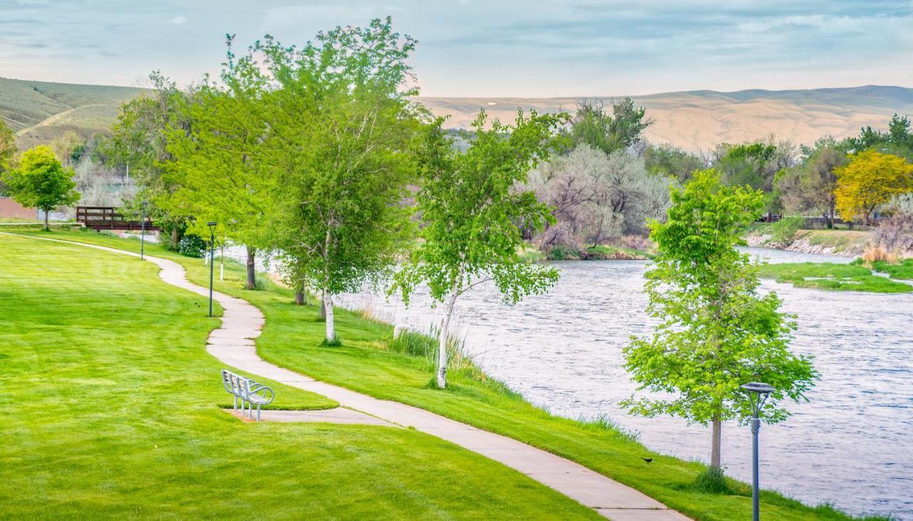 Let'S Go ! Fisherman, Families, Pools One Minute From Your Door, Comfort, Location Perfect, Amenity-Rich, Pup Friendly, Discover An Exceptional Wyoming Stay, Thermopolis River Walk Home At Hot Springs State Park, 'Where Families And Fisherman Stay' מראה חיצוני תמונה